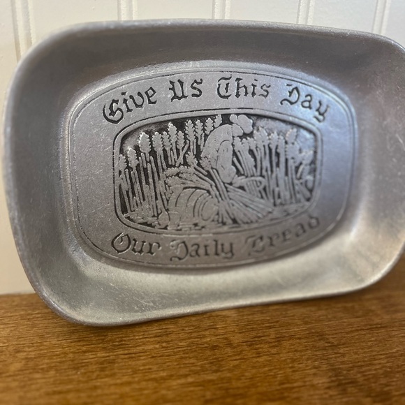 Antique Silver/Pewter Decorative Tray with Engraving - Picture 4 of 5